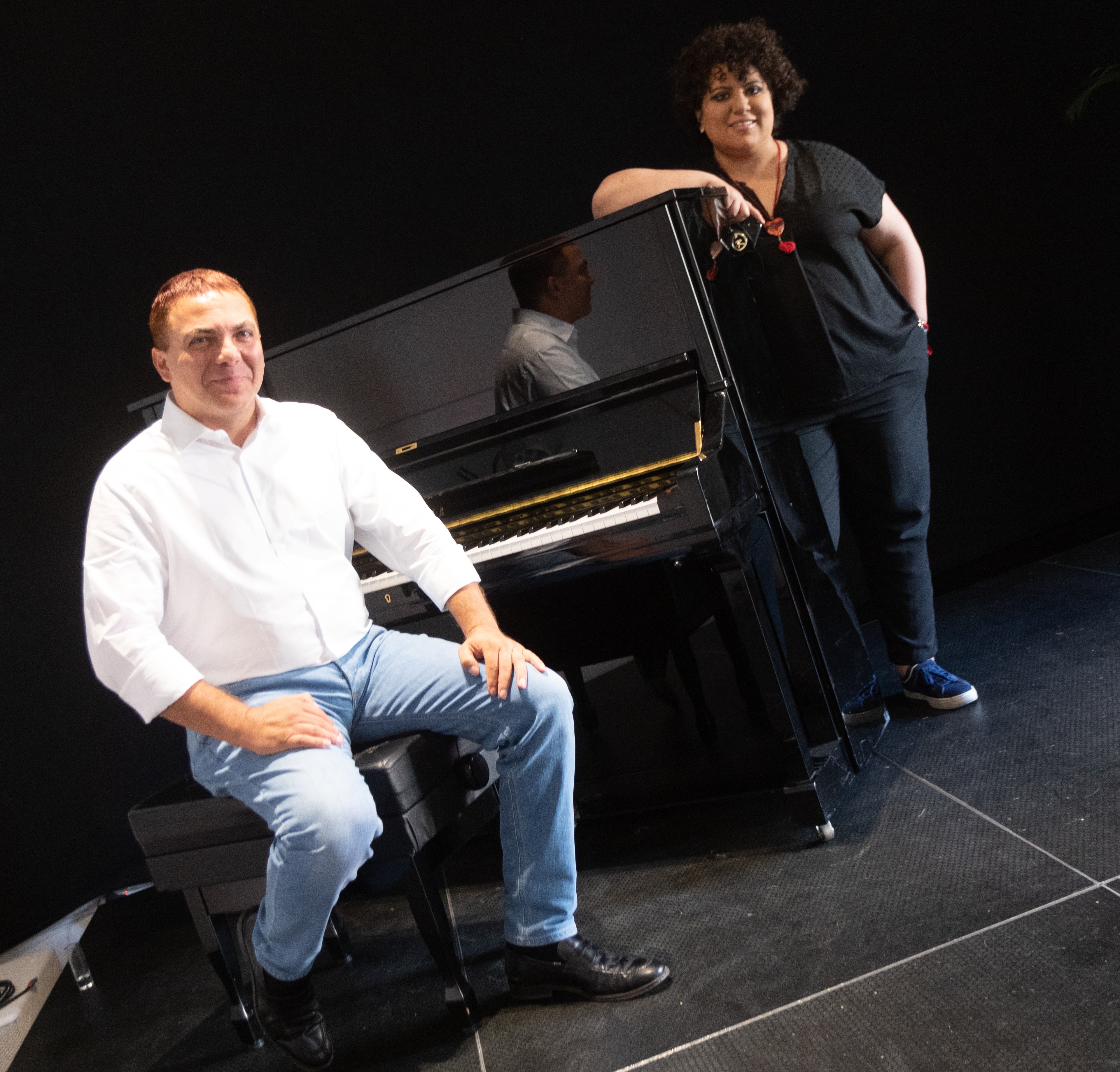 María Katzarava con pianista